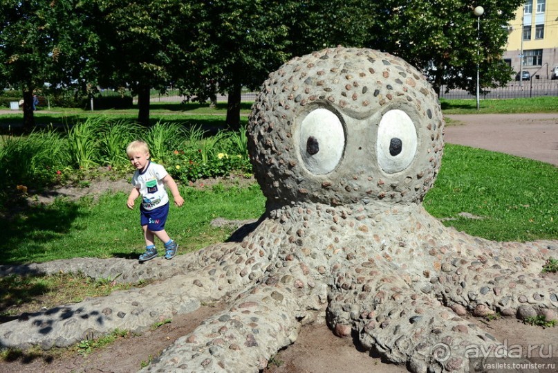 Выборг в «лесах», а Питер в мостах