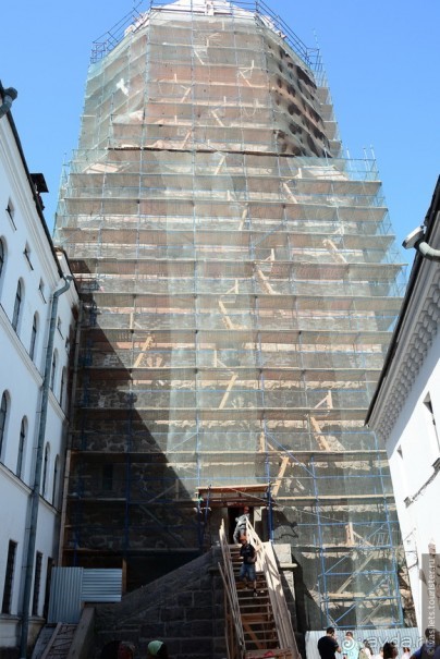 Выборг в «лесах», а Питер в мостах