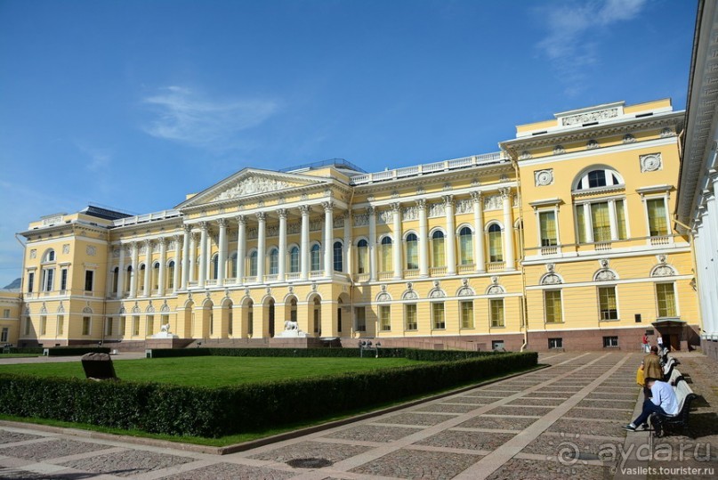 Выборг в «лесах», а Питер в мостах