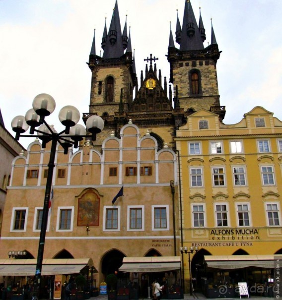 Zlata Praha: желто-красные зарисовки