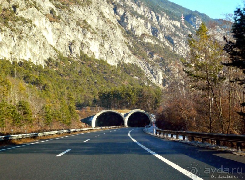 Альбом отзыва "Австрия из окна автомобиля"