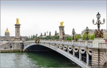 Альбом отзыва "Романтический уик-энд в Париже"