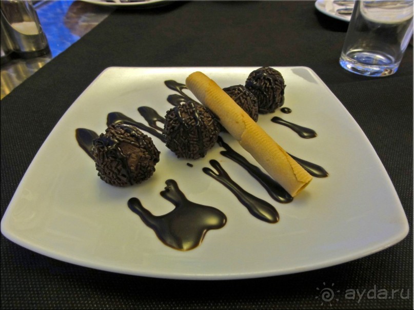 Очень приятный ресторанчик в плане месторасположения, кухни и дружелюбия персонала 