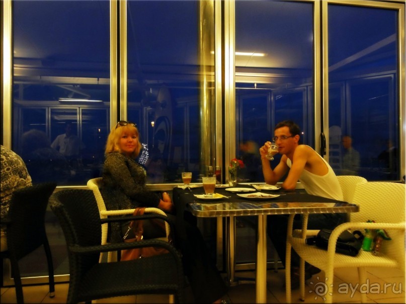 Очень приятный ресторанчик в плане месторасположения, кухни и дружелюбия персонала 