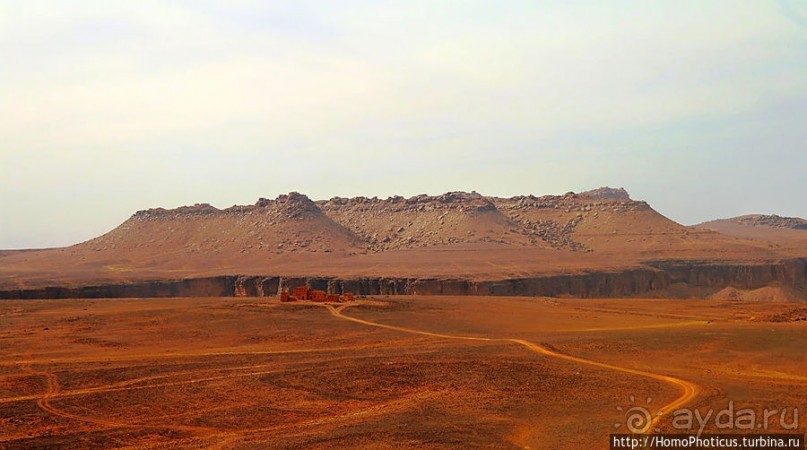 Страна камня