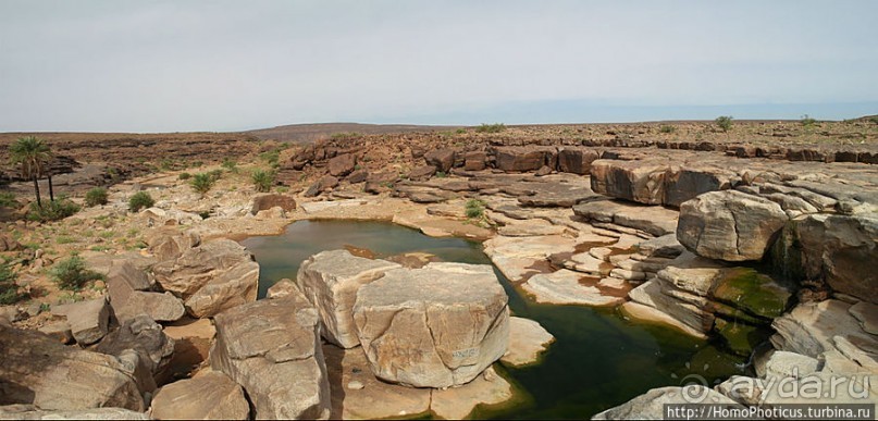 Страна камня