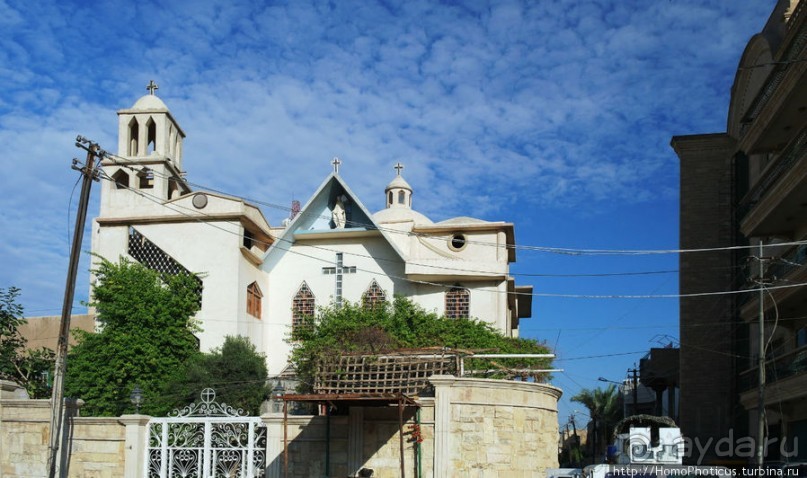 В Багдаде все "спокойно". Такие разные церкви