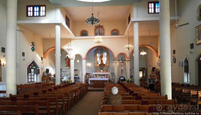 В Багдаде все "спокойно". Такие разные церкви