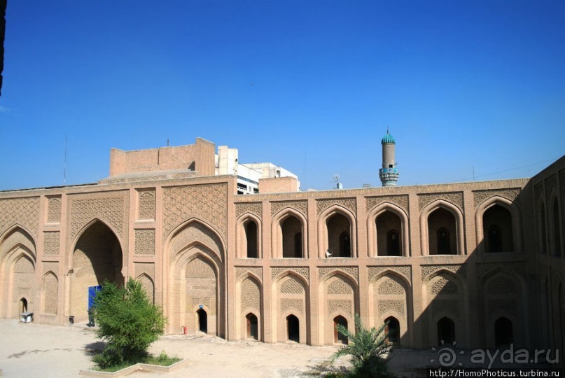 В Багдаде все "спокойно". Такие разные церкви