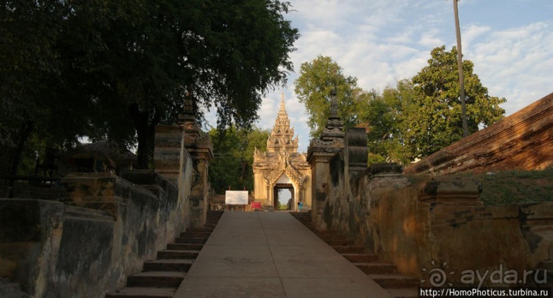Монастырь Королевы главного дворца