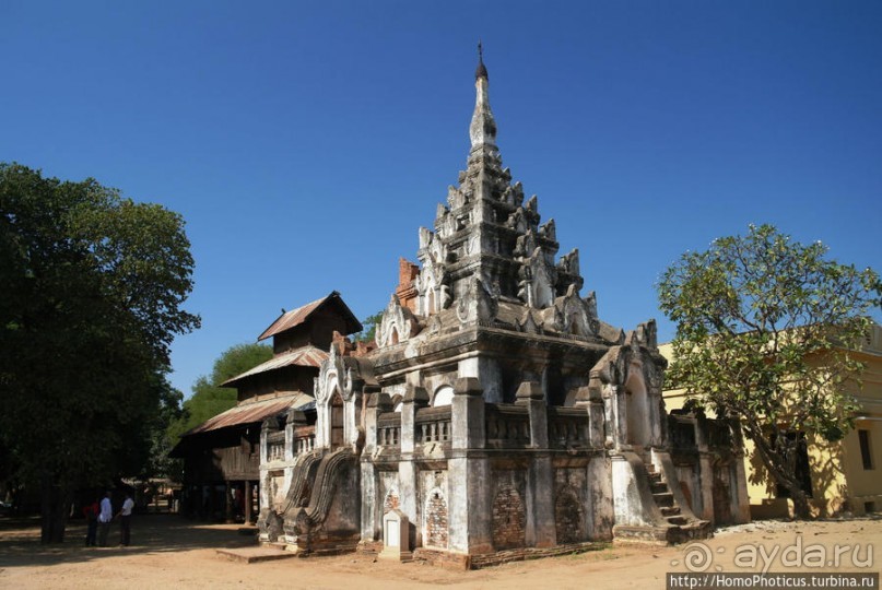 Город пагод и ступ: трехэтажный великан