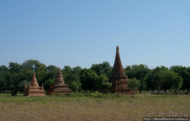Город пагод и ступ: трехэтажный великан