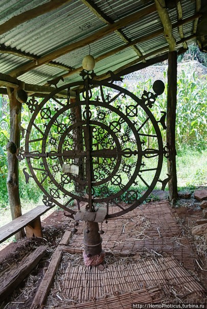 Монастырь на полуострове