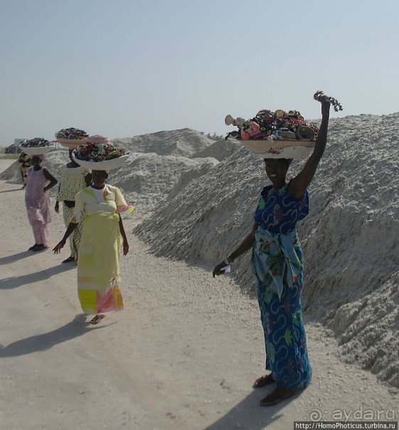 Негры с солью, или вокруг гламурного озера