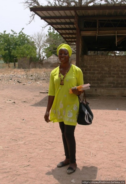 Тчамба. Школа и школьники