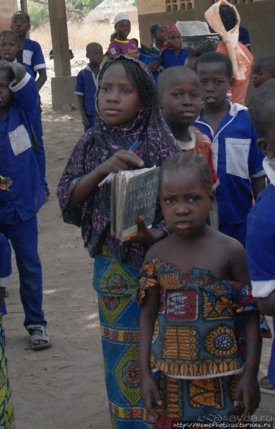 Тчамба. Школа и школьники