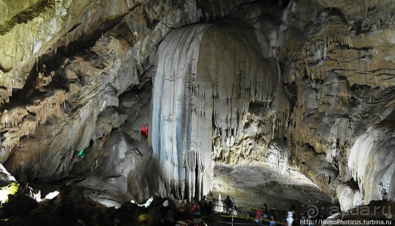 Анакопийская пропасть