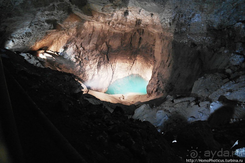 Анакопийская пропасть