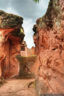 Чудеса Лалибелы: восточный комплекс