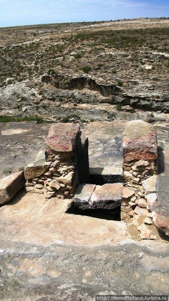 Остатки древнего Колоэ?