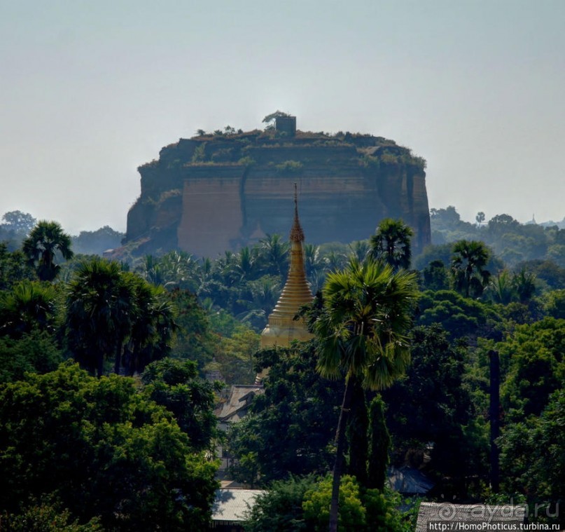 Царь-колокол возле царь-пагоды