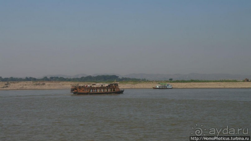 Царь-колокол возле царь-пагоды