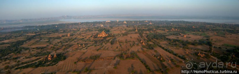 Над Баганом на шаре