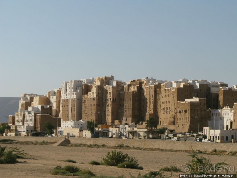 Небоскребы, небоскребы, да из глины кирпичи