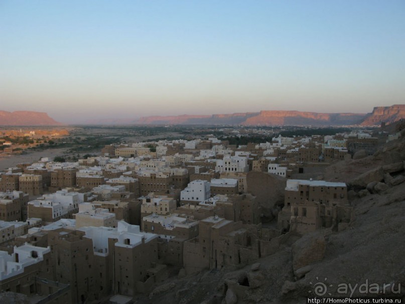 Небоскребы, небоскребы, да из глины кирпичи