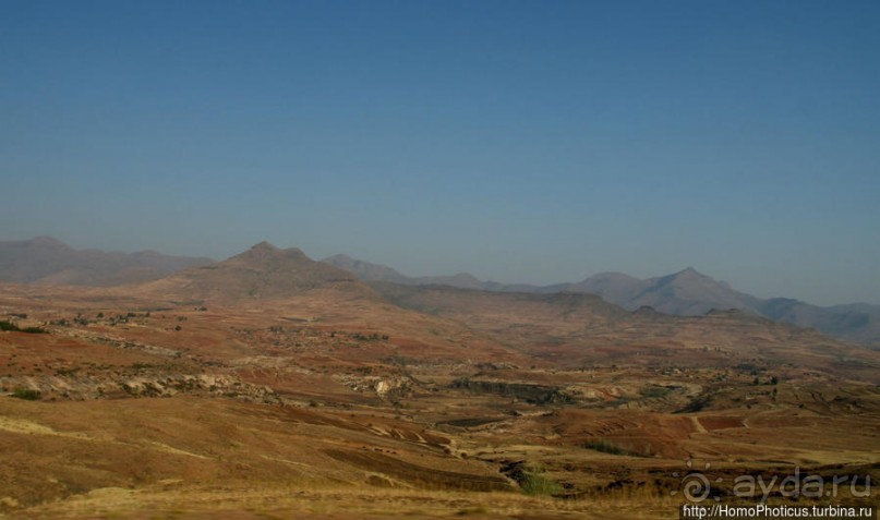 В гостях у африканских троглодитов