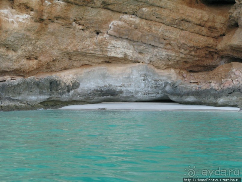 Белые пляжи и советские танки