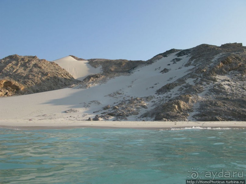 Белые пляжи и советские танки