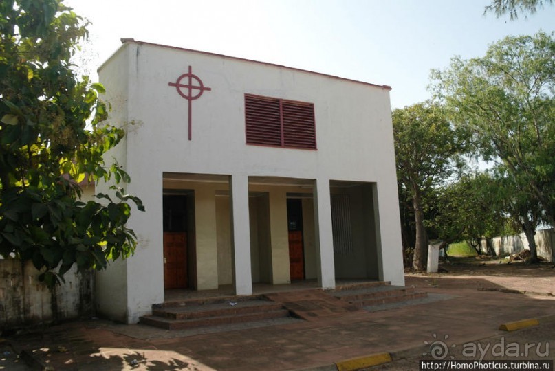 Маленькая столица маленькой страны, или центр поставки рабов