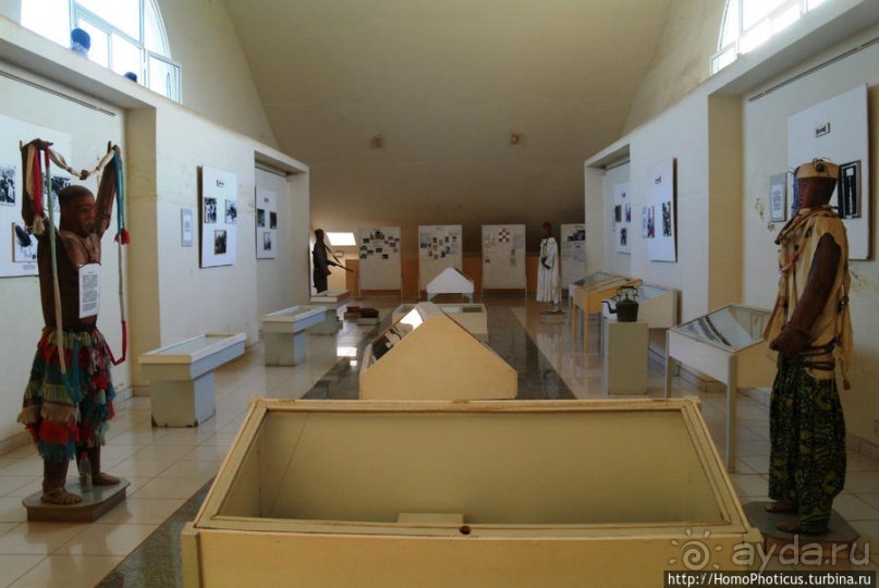 Маленькая столица маленькой страны, или центр поставки рабов