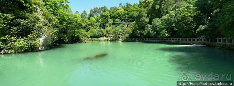 У подножия Афонской горы