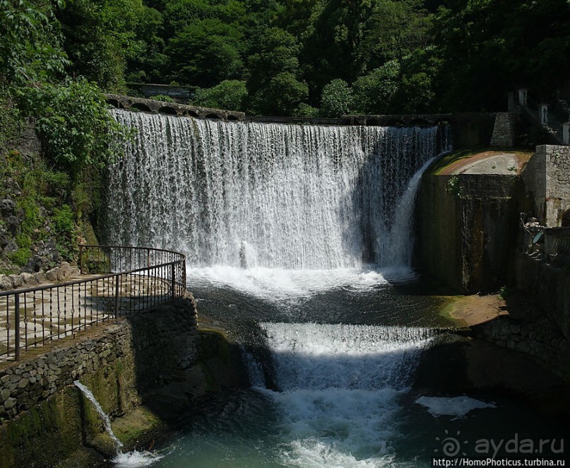 У подножия Афонской горы