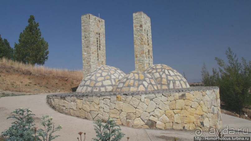 Ночная гора как оплот монарха-брадобрея