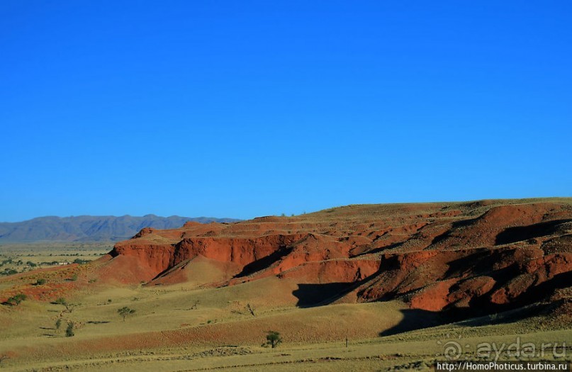 Сердце Намиба: закат южного солнца и восход полной луны