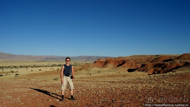Сердце Намиба: закат южного солнца и восход полной луны