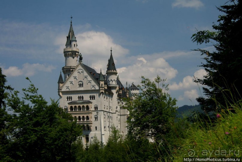 Нойшванштайн виден отовсюду