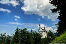 Нойшванштайн виден отовсюду