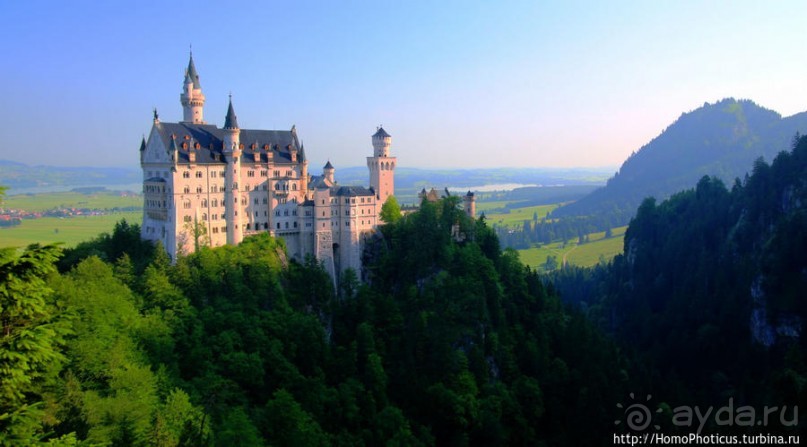 Нойшванштайн виден отовсюду