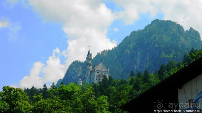 Нойшванштайн виден отовсюду
