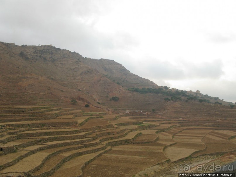 Деревни на скалах