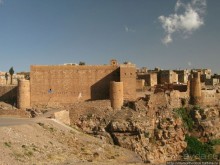 Деревни на скалах