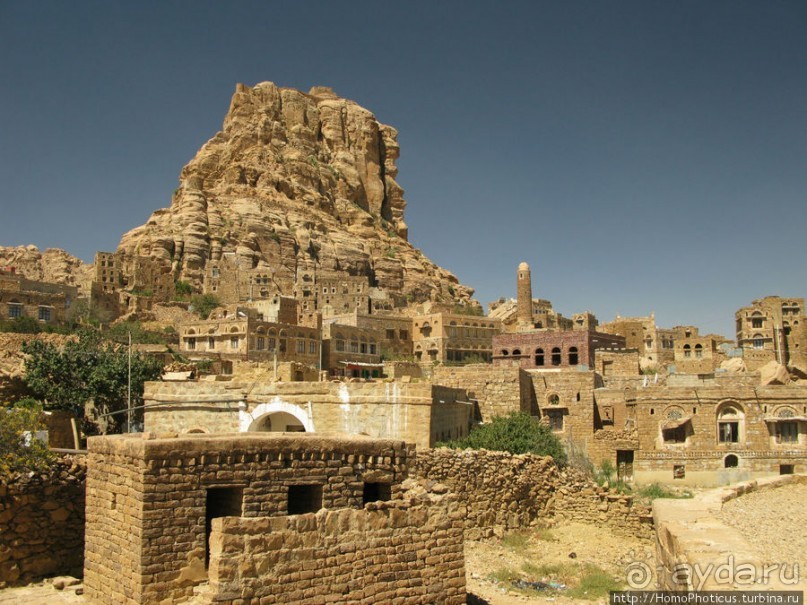 Деревни на скалах