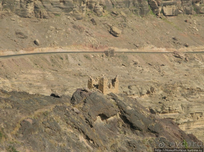 Деревни на скалах