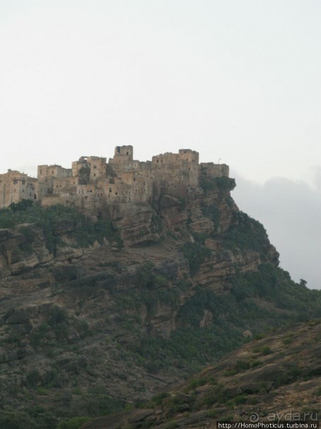 Деревни на скалах