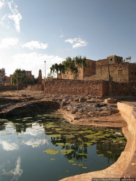 Деревни на скалах