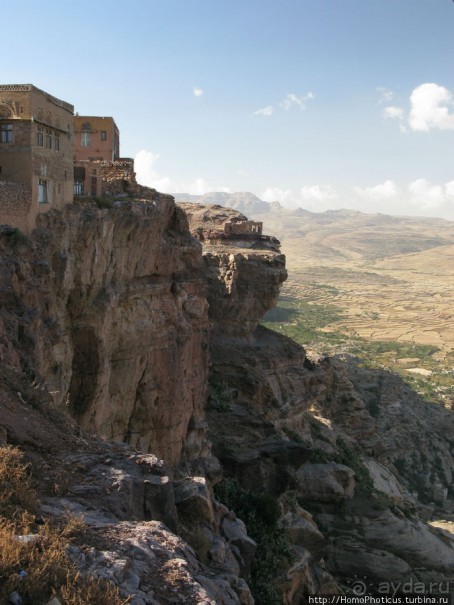 Деревни на скалах